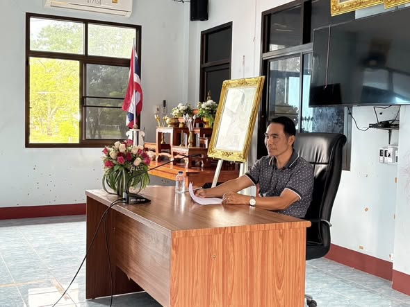 ดร.เสกสรร ริยาพันธ์ นายกเทศมนตรีตำบลควนศรี มอบหมายให้ นายธีระพงษ์ จันทบูรณ์ รองนายกเทศมนตรีฯ นายสมภพ สุขเตี้ยม ที่ปรึกษานายกฯ ร่วมประชุมคณะกรรมการชมรมผู้สูงอายุ เทศบาลตำบลควนศรี เพื่อปรึกษาหารือ ติดตามผลดำเนินงานของชมรมผู้สูงอายุ