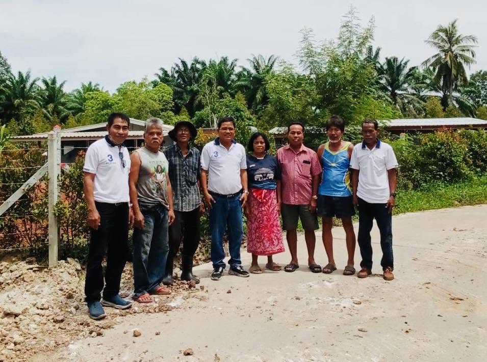 ดร.เสกสรร ริยาพันธ์ นายกเทศมนตรีตำบลควนศรี  พร้อมด้วยนายสมภพ  สุขเตี้ยม เลขานายกฯ สท.สหัส เกลี้ยงกลม สท.ภิรมณ์ รอดศรีนาค และเจ้าหน้าที่กองช่าง  ลงพื้นที่วางท่อระบายน้ำ เพื่อแก้ไขปัญหาน้ำท่วมขัง บ้านกลาง หมู่4 บ้านวังใหญ่